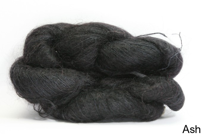 Urth Yarns - Bonmoher